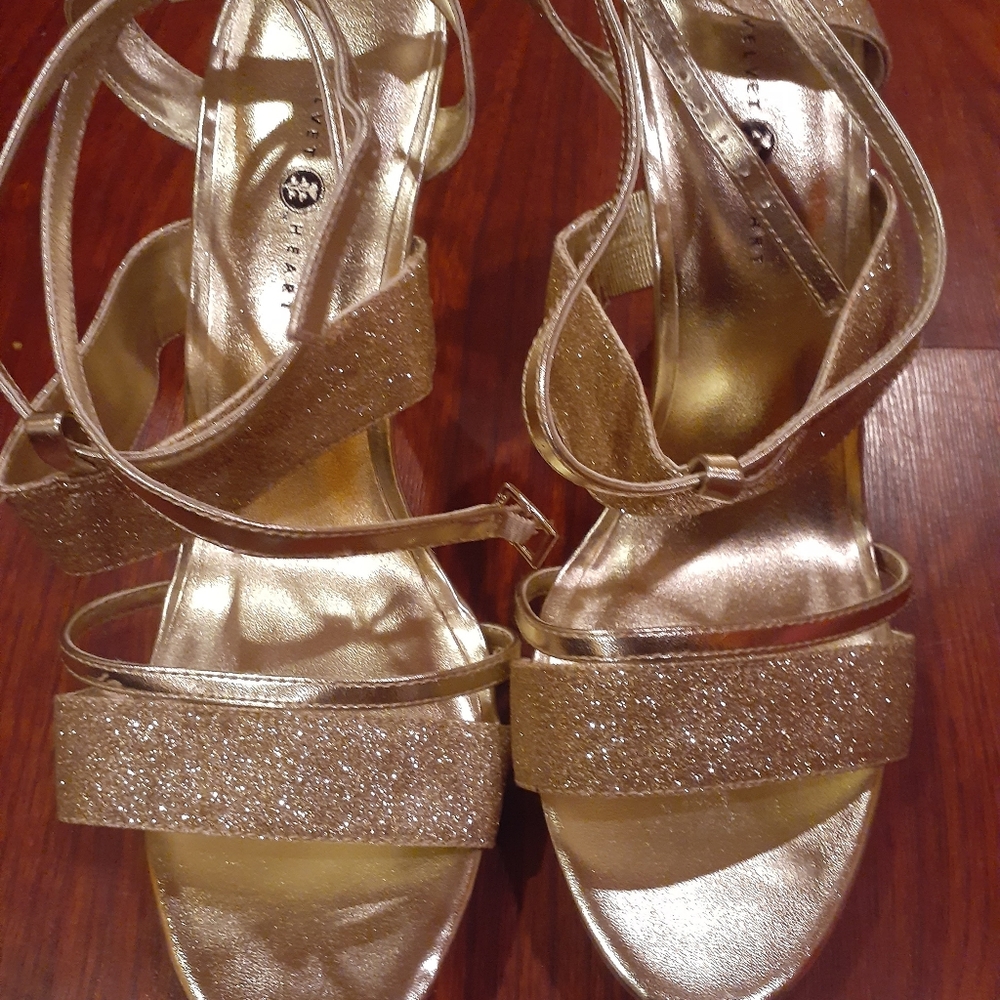 Velvet Heart Gold Glitter Metallic Heels